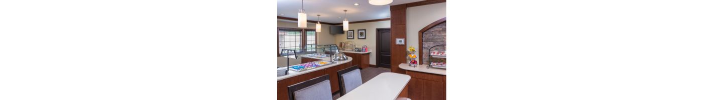 A daily, hot, fresh breakfast is included in your stay with healthy options, daily specials and plenty of variety for our long-term guests.

Weekdays - 6:30-9:30am
Weekends - 7:30-10:30am